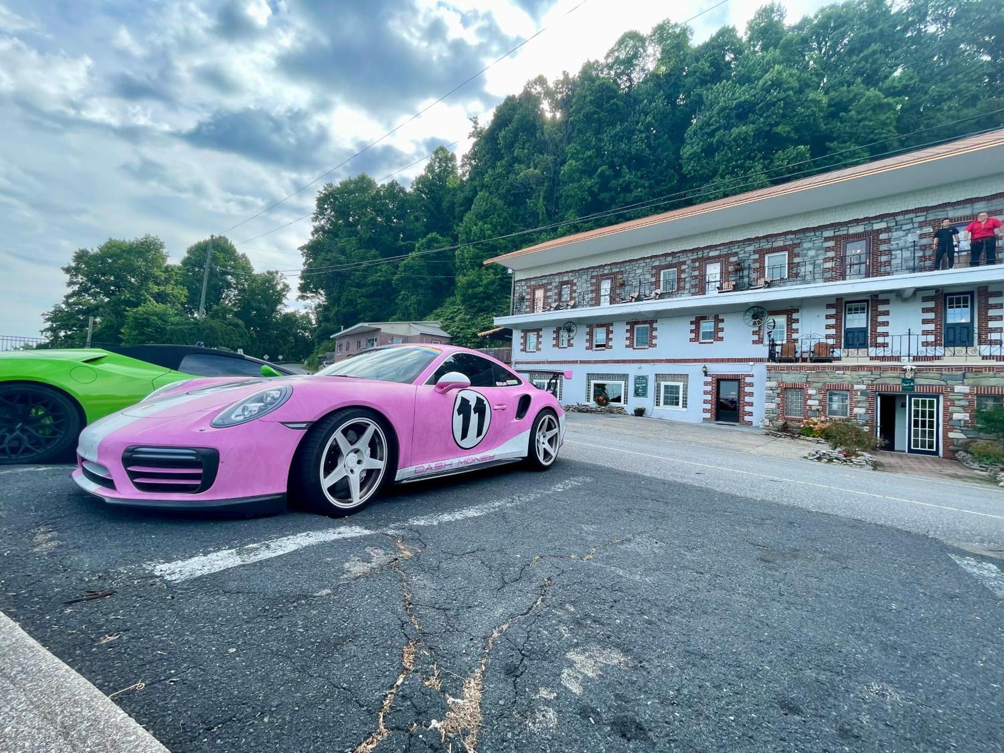 Skyline Village Inn Spruce Pine Exterior foto
